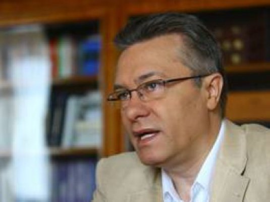 Consilierul prezidenţial Cristian Diaconescu: USL nu se va rupe. Inclusiv BARONII PSD îl vor susţine pe Antonescu